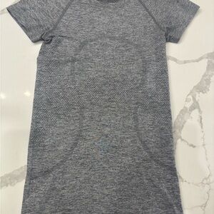 Lululemon Athletica Grey Swiftly Tech